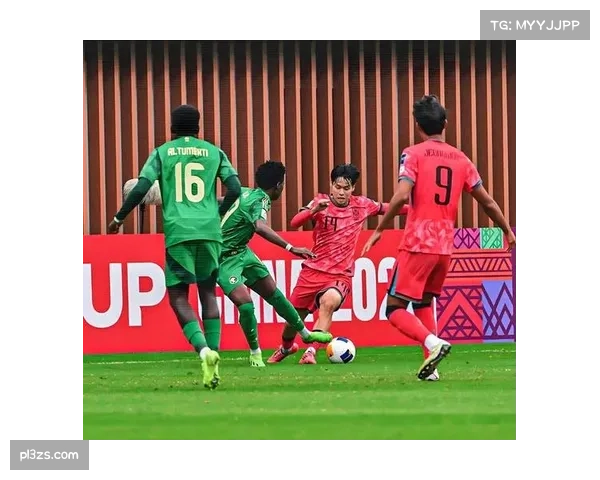 利雅得新月控球率56%占优 传球成功率87%体现中场控制力